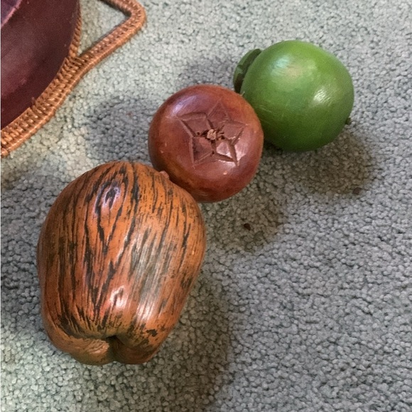 Pottery Barn bowl with wooden fruit EUC kitchen decorations - Picture 6 of 6
